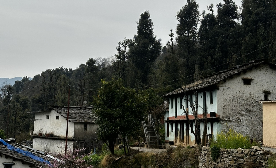 Traditional Pahadi House – Stone & Mud Architecture