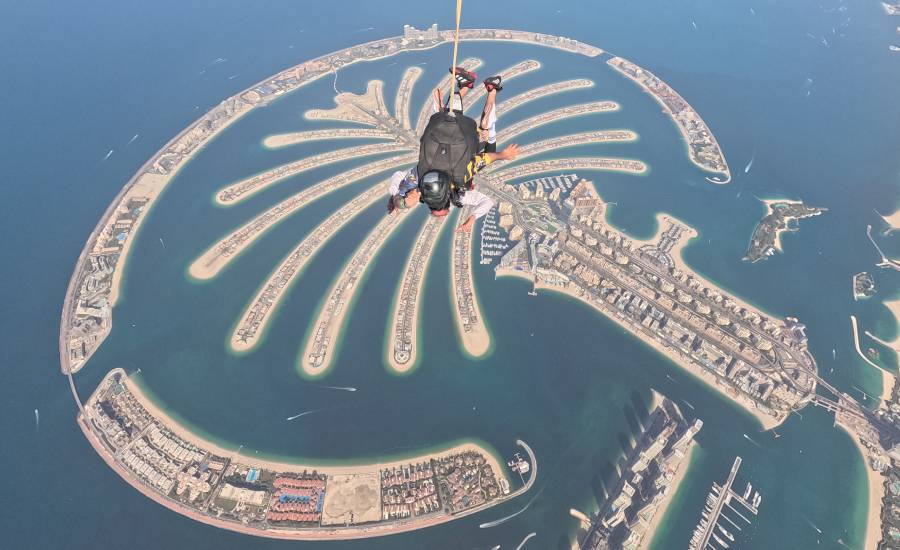 Skydive Dubai over Palm Jumeirah