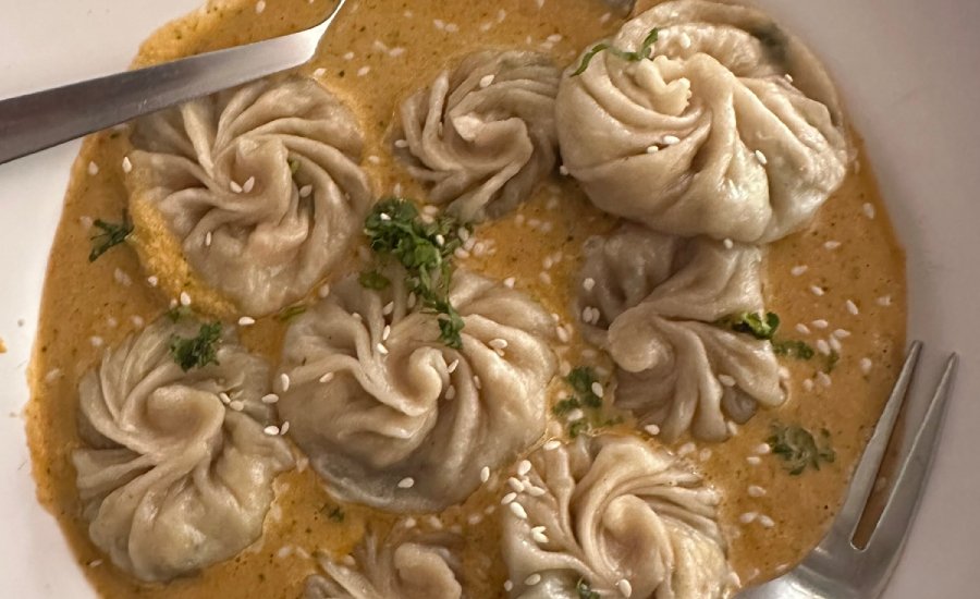 JHol Momo at Manali